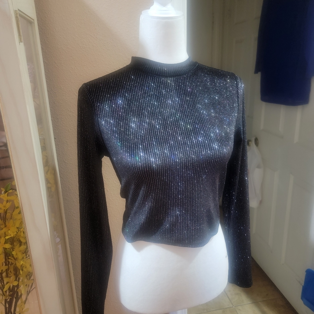 Sparkly  Forever 21 crop top....new